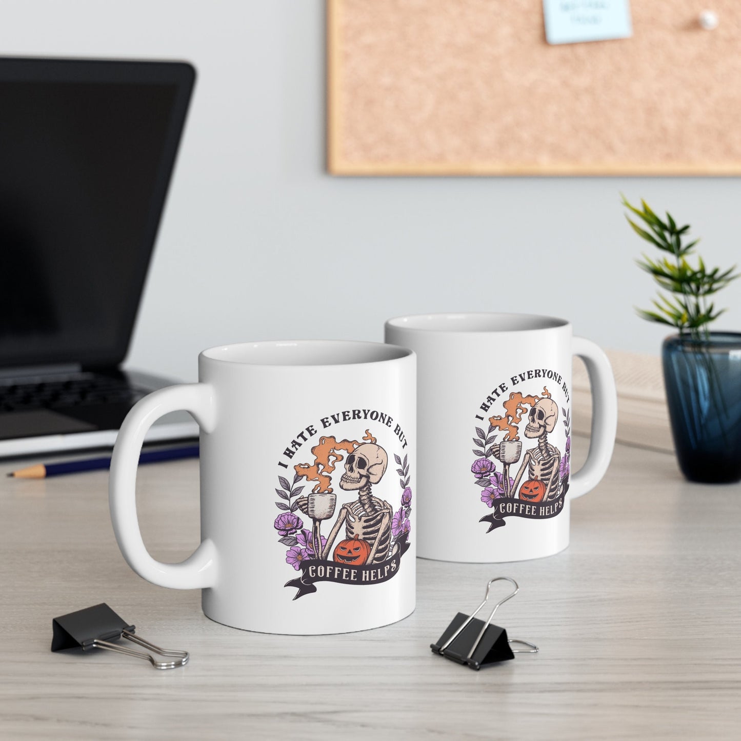 I Hate Everyone but Coffee Helps Mug, Funny Mug for Coffee Lovers, Awesome Gift Mug for Coffee Fans, Perfect Coffee Mug for your collection